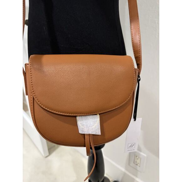 NWT JJ Winters Ivy Crossbody Bag Genuine Leather Camel Color - Picture 3 of 5
